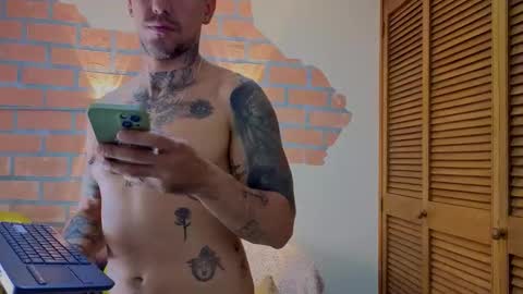 Snapshot of dylanstonne1 chatting on 27, 3, 2026 D Y L A N online show from 27, 3, 2026