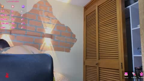 Snapshot of dylanstonne1 chatting on 3, 4, 2026 D Y L A N online show from 3, 4, 2026