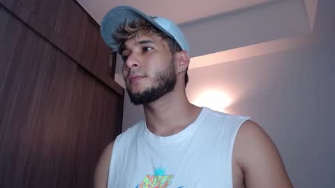 Snapshot of dylanxfun chatting on 24, 9, 2025 dylanxfun online show from 24, 9, 2025