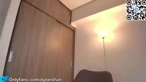 Snapshot of dylanxfun chatting on 25, 9, 2025 dylanxfun online show from 25, 9, 2025