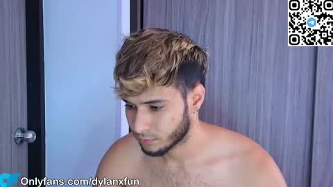 Snapshot of dylanxfun chatting on 4, 10, 2025 dylanxfun online show from 4, 10, 2025