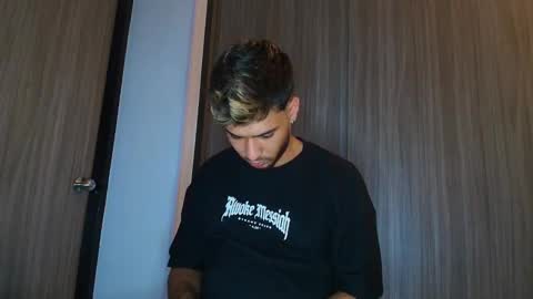 dylanxfun online show from 23, 12, 2025