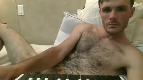 Snapshot of dylp400 chatting on 2, 1, 2025 dylp400 online show from 2, 1, 2025