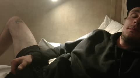 Snapshot of dylp400 chatting on 4, 2, 2025 dylp400 online show from 4, 2, 2025