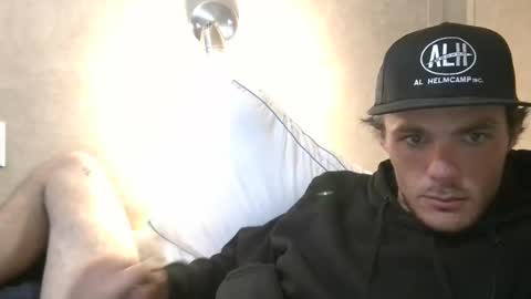 Snapshot of dylp400 chatting on 11, 3, 2025 dylp400 online show from 11, 3, 2025