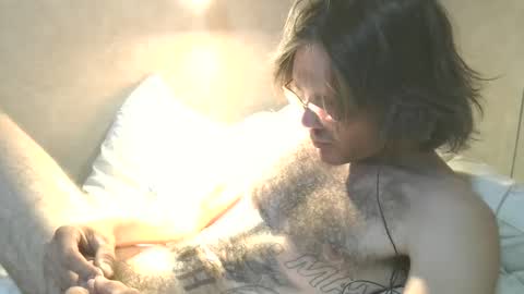 Snapshot of dylp400 chatting on 16, 9, 2025 dylp400 online show from 16, 9, 2025