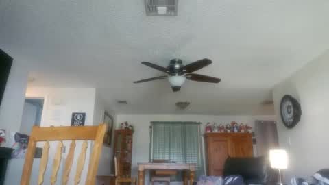 dzznutzzz online show from 7, 10, 2025