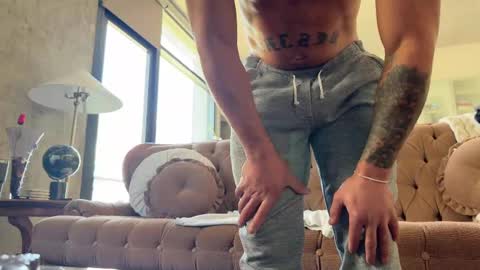 Snapshot of e13ven11 chatting on 23, 2, 2025 Formally known as Virus of Life online show from 23, 2, 2025