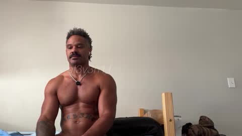 Snapshot of e13ven11 chatting on 17, 9, 2025 Formally known as Virus of Life online show from 17, 9, 2025