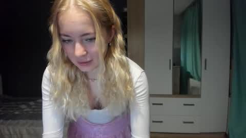 fansly - yourbestbaby online show from 20, 12, 2025