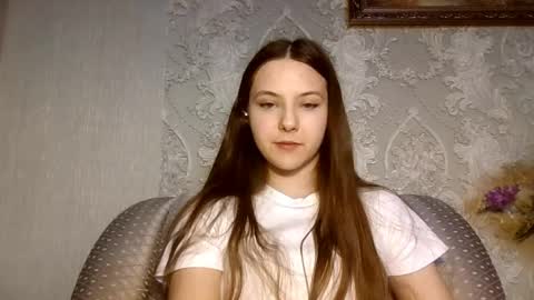 Yuni online show from 12, 4, 2026