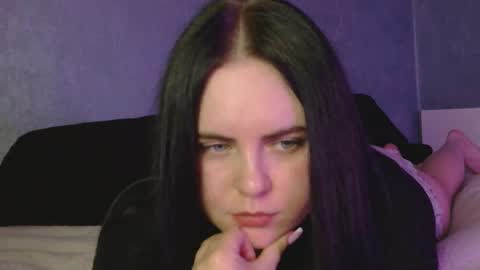 Snapshot of easabella chatting on 30, 10, 2025 Bella online show from 30, 10, 2025