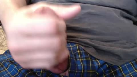 Snapshot of eat_a_peach2 chatting on 16, 7, 2026 eat_a_peach2 online show from 16, 7, 2026