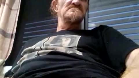 Snapshot of eatyou2022 chatting on 28, 4, 2026 eatyou2022 online show from 28, 4, 2026
