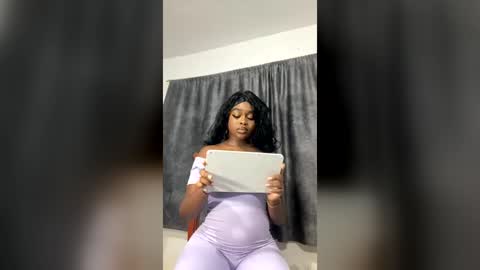 Snapshot of ebarbie66 chatting on 18, 7, 2026 ebarbie66 online show from 18, 7, 2026
