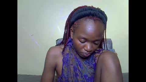 Snapshot of eboniana chatting on 19, 4, 2026 eboniana online show from 19, 4, 2026