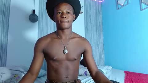 Chris Palaz  online show from 27, 11, 2025