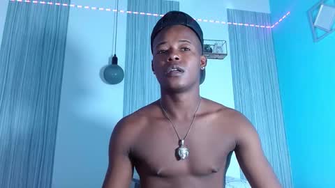 Chris Palaz  online show from 27, 11, 2025