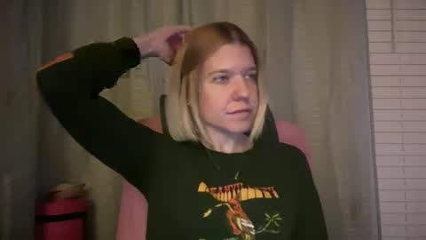 Snapshot of ebony8ivory chatting on 30, 3, 2026 americnbarbie online show from 30, 3, 2026