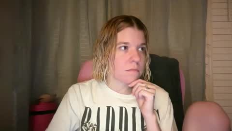 Snapshot of ebony8ivory chatting on 2, 4, 2026 americnbarbie online show from 2, 4, 2026