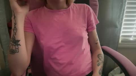 Snapshot of ebony8ivory chatting on 4, 4, 2026 americnbarbie online show from 4, 4, 2026