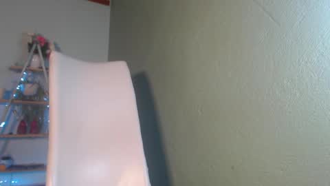 ebony ezel online show from 21, 2, 2025