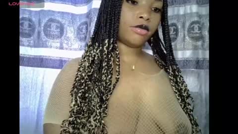 Snapshot of ebony_floral chatting on 5, 8, 2026 Princess online show from 5, 8, 2026
