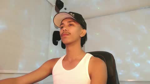 ebony_fuckboy online show from 19, 11, 2025