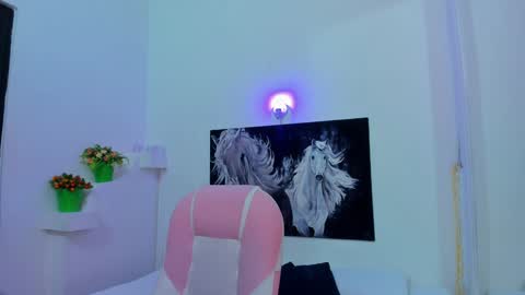 Snapshot of ebony_katterin chatting on 5, 2, 2025 ebony_katterin online show from 5, 2, 2025