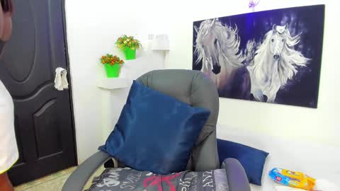 Snapshot of ebony_katterin chatting on 9, 2, 2025 ebony_katterin online show from 9, 2, 2025