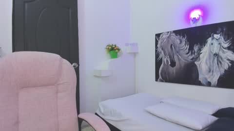 Snapshot of ebony_katterin chatting on 22, 2, 2025 ebony_katterin online show from 22, 2, 2025