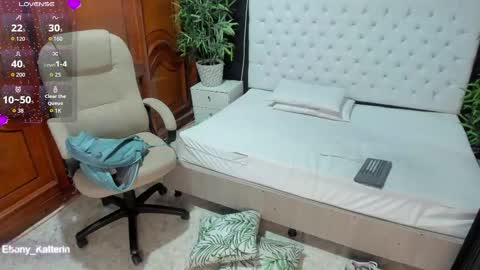 Snapshot of ebony_katterin chatting on 3, 10, 2025 ebony_katterin online show from 3, 10, 2025