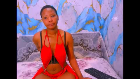 Snapshot of ebonyfirexx chatting on 1, 10, 2025 Life online show from 1, 10, 2025