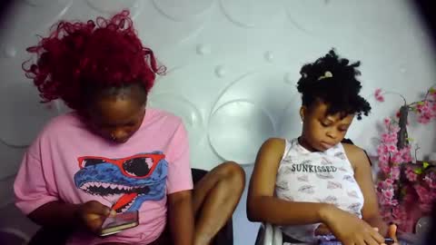 Snapshot of ebonykissxx chatting on 15, 7, 2026 ebonykissxx online show from 15, 7, 2026