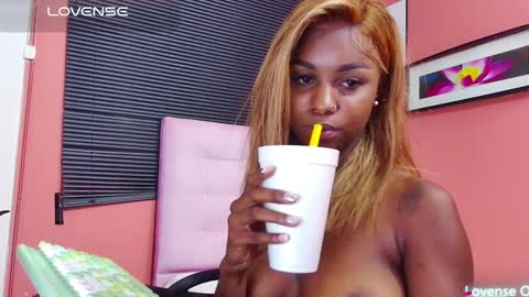 ebonyndsavage online show from 1, 2, 2025
