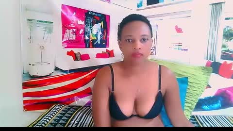 Snapshot of ebonyseductionz chatting on 7, 1, 2025 Zammy online show from 7, 1, 2025
