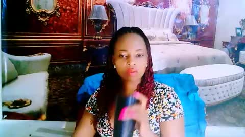 Snapshot of ebonyseductionz chatting on 8, 2, 2025 Zammy online show from 8, 2, 2025