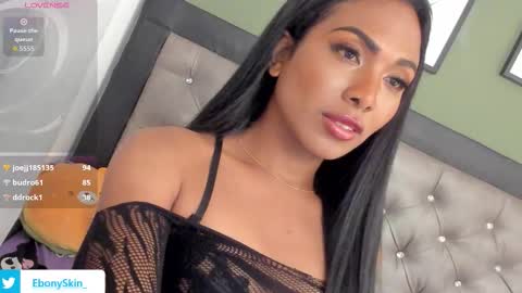 Snapshot of ebonyskinn chatting on 2, 10, 2025 ebonyskinn online show from 2, 10, 2025