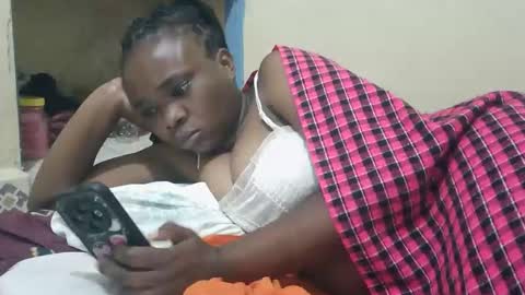 Ebonyval online show from 16, 9, 2025