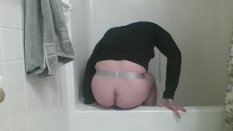 Snapshot of eddieadams1990 chatting on 1, 3, 2026 eddieadams1990 online show from 1, 3, 2026