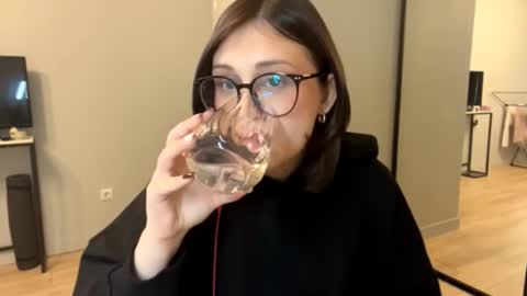 Snapshot of edelmirahyatte chatting on 23, 2, 2026 Lina online show from 23, 2, 2026