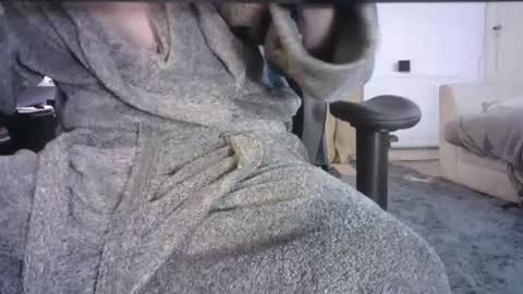 Snapshot of edged_biker chatting on 8, 12, 2024 edged biker online show from 8, 12, 2024