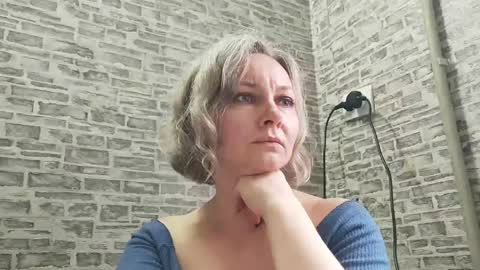 edithmanning online show from 26, 1, 2025