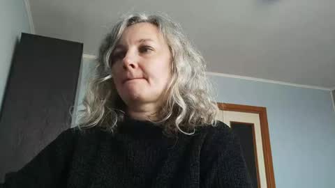 Snapshot of edithmanning chatting on 3, 5, 2026 edithmanning online show from 3, 5, 2026