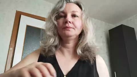 Snapshot of edithmanning chatting on 12, 5, 2026 edithmanning online show from 12, 5, 2026