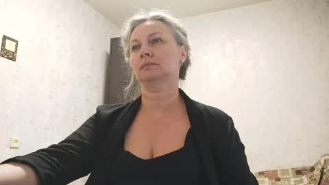 Snapshot of edithmanning chatting on 6, 6, 2026 edithmanning online show from 6, 6, 2026