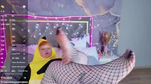 ednadavis online show from 25, 4, 2026