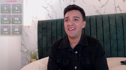 Snapshot of edward_maxx chatting on 4, 1, 2025 Eduardo online show from 4, 1, 2025