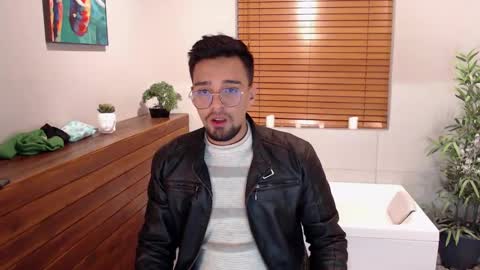 Snapshot of edward_maxx chatting on 5, 2, 2025 Eduardo online show from 5, 2, 2025