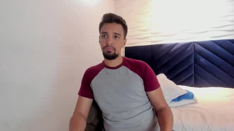 Snapshot of edward_maxx chatting on 14, 2, 2025 Eduardo online show from 14, 2, 2025